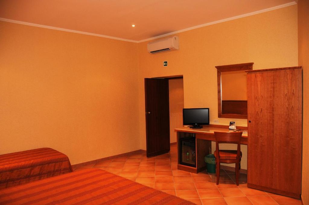 Colonna Room Rental Frascati Oda fotoğraf